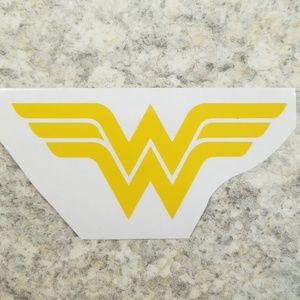 Custom vinyl Wonder Woman decal